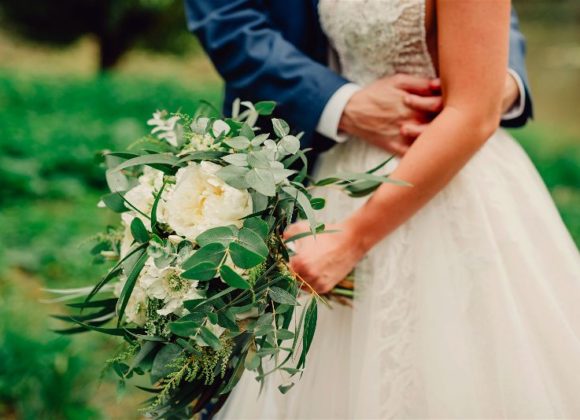 Svatební kytice a výzdoba na svatbu – jak si vybrat, abyste byly spokojené?
